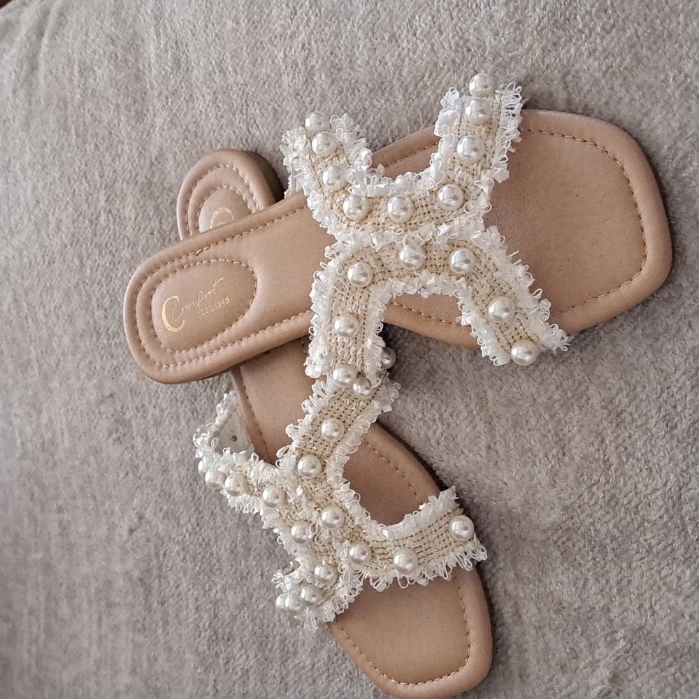 Womens sandals